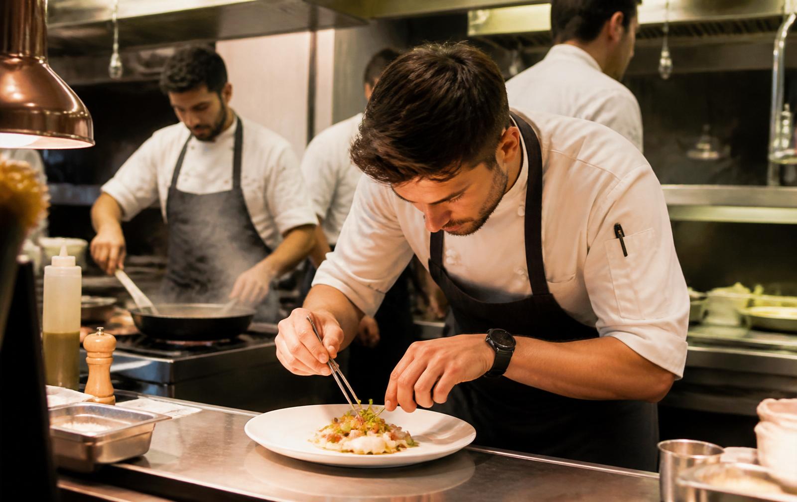Τεχνικός Μαγειρικής Τέχνης, Αρχιμάγειρας (chef)